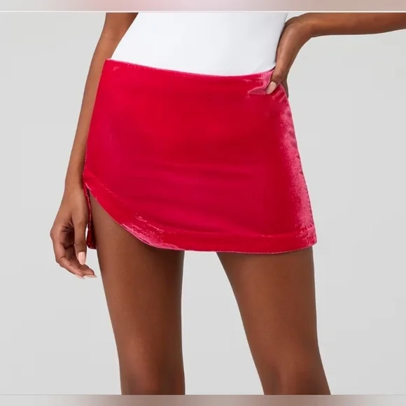 10 Free People Annalise Hot Pink Velvet Mini Skirt - Picture 2 of 7